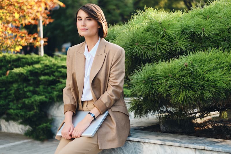 La conformité est essentielle pour vous ? Gagnez du temps, limitez les erreurs et accélérez la rédaction d’actes juridiques.